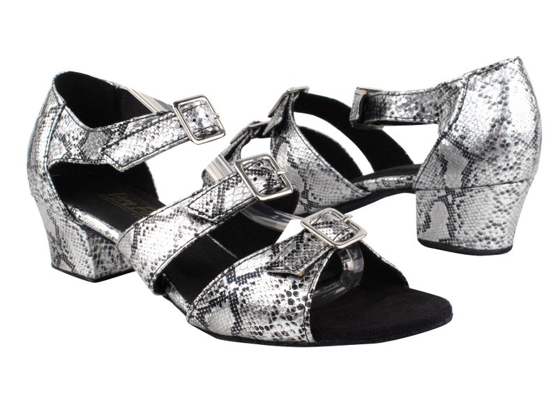 1679 Silver Snake with 1.5" Medium Heel in the photo