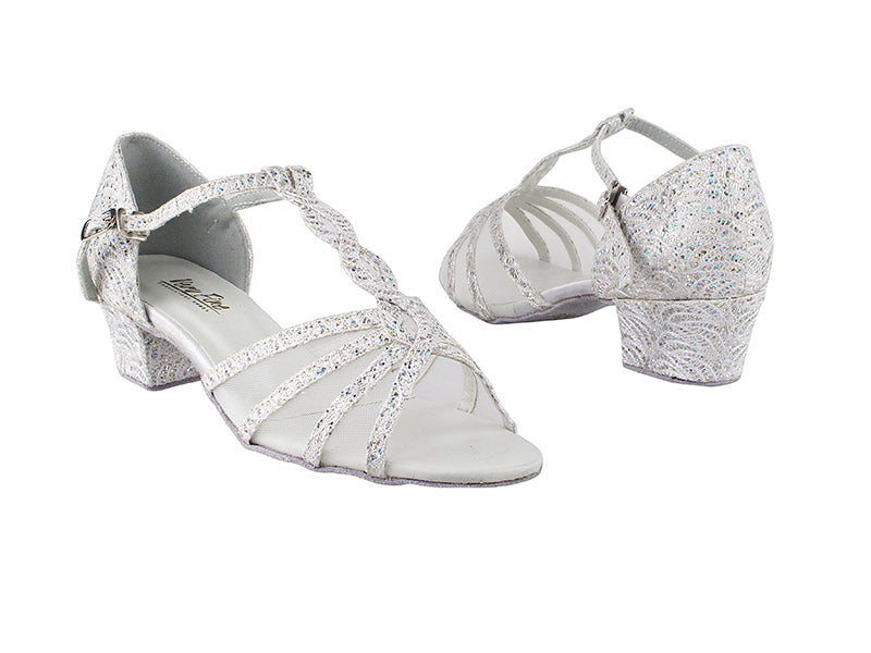 1692 141 White_White Mesh 1.5" Medium Heel in the photo