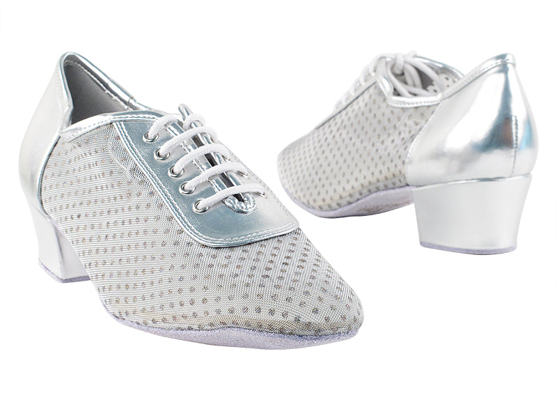 2002 55 Silver PU_110 Glitter Dots Silver Mesh with 1.5" Medium Heel in the photo