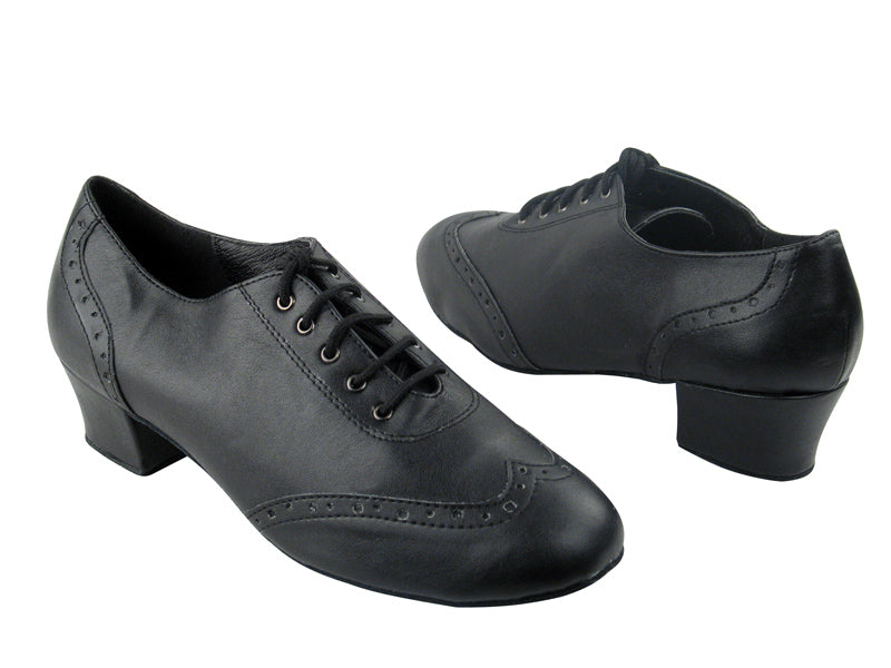 2008 Black Leather with 1.5" Medium Heel in the photo