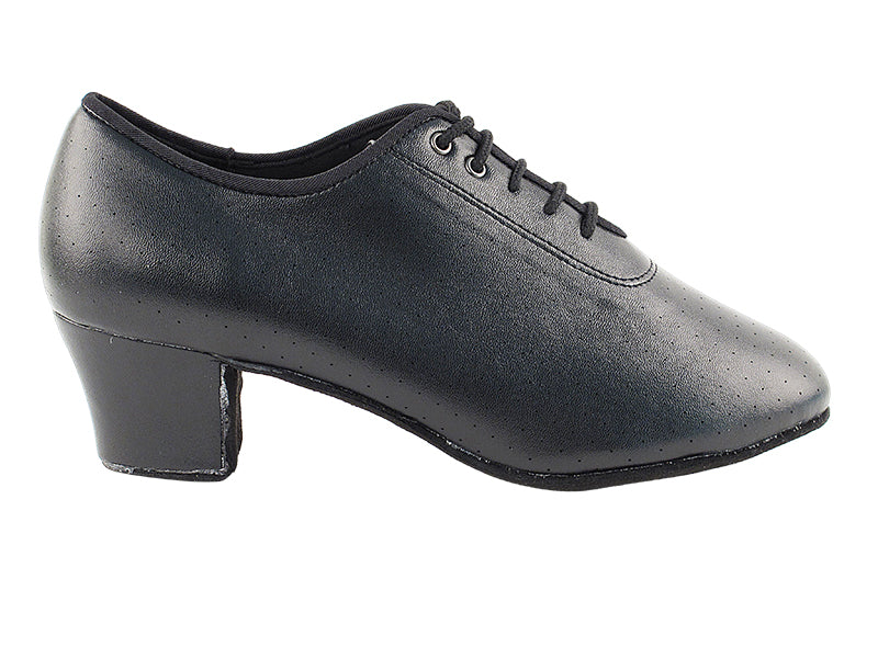 C2001 Black Leather with 1.6" Medium Heel in the photo