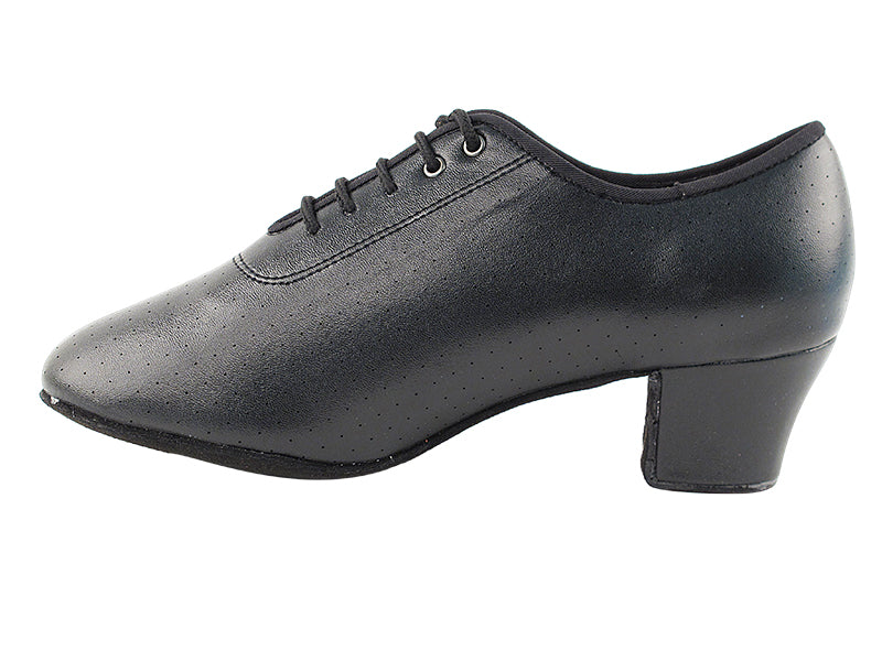 C2001 Black Leather with 1.6" Medium Heel in the photo