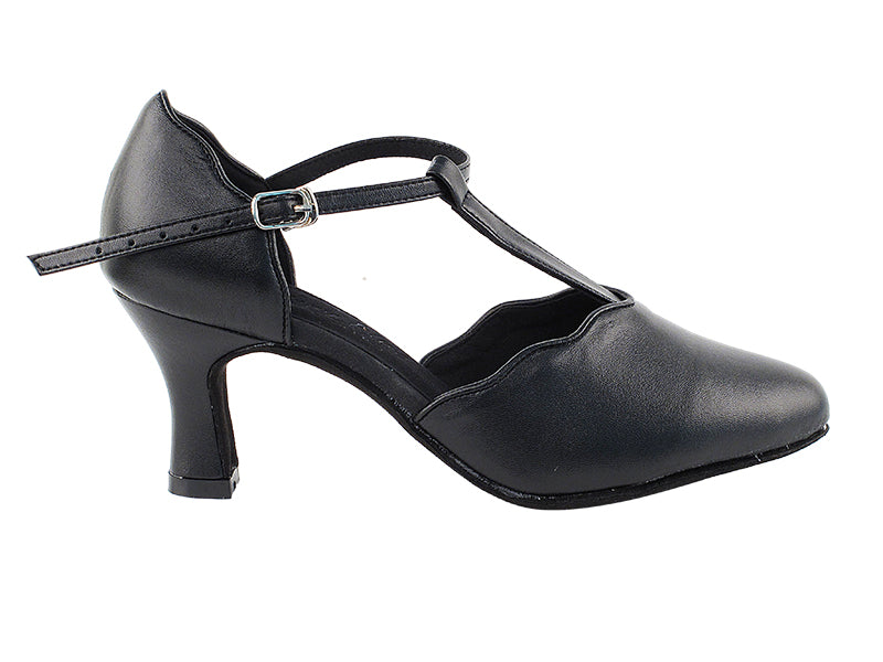 C6819 Black Leather with 2.5" Heel in the photo