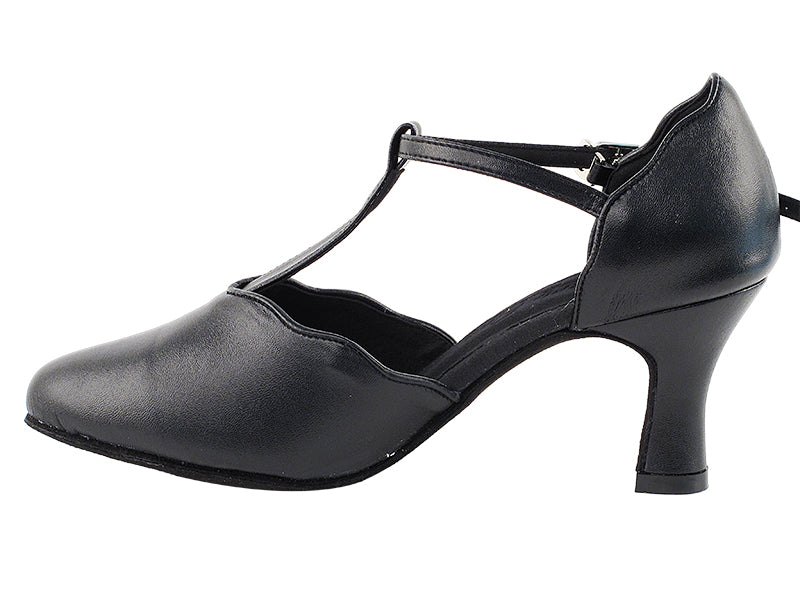 C6819 Black Leather with 2.5" Heel in the photo