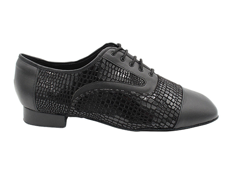 C916102 216 Black Leather_F_B_269 Black Snake Velvet_M with Men 1" Standard Heel (2002) in the photo