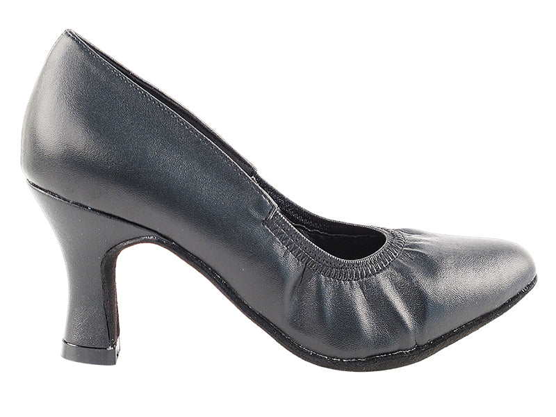C9624 Black Leather with 2.5" Heel in the photo