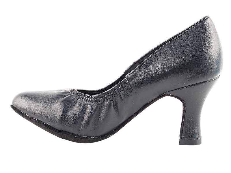 C9624 Black Leather with 2.5" Heel in the photo