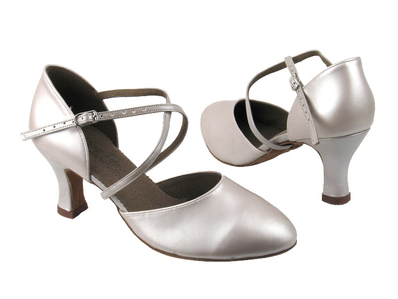 C9691 BB7 Pink Rose Leather with 2.5" heel in the photo