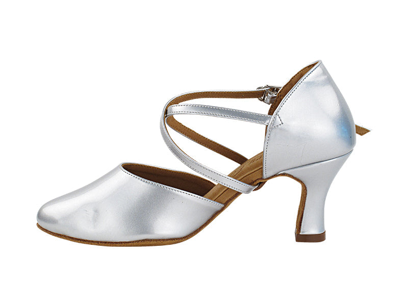 C9691 230 Pearl Silver Patent with 2.5" Spool Heel (PG) in the photo