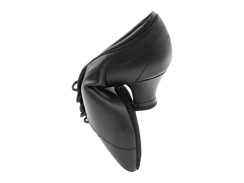 CD1116 Black Leather with 1.5" Thick Cuban Heel (3G09) in the photo