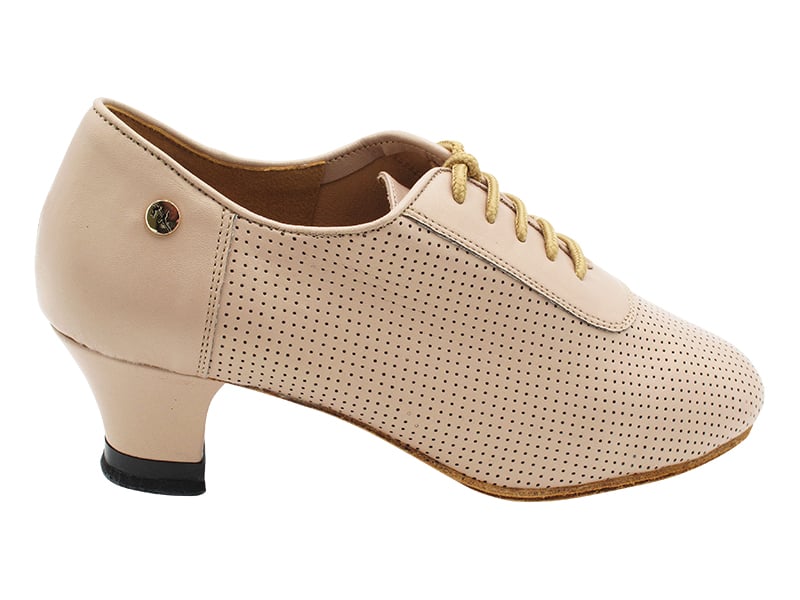 CD1122DB Light Beige Leather with 1.5" Medium Heel (3G09) in the photo