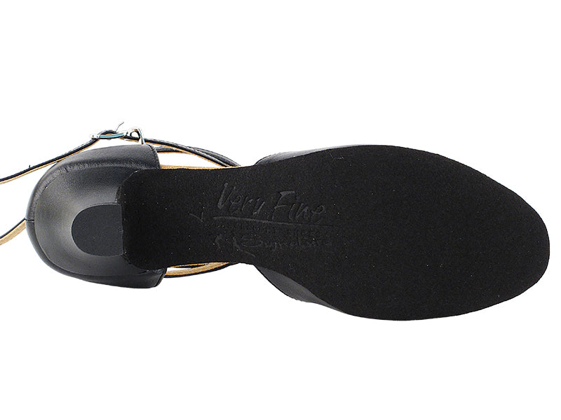 S2803 Black_Cuban Heel Vegan with 1.2" Cuban Heel in the photo