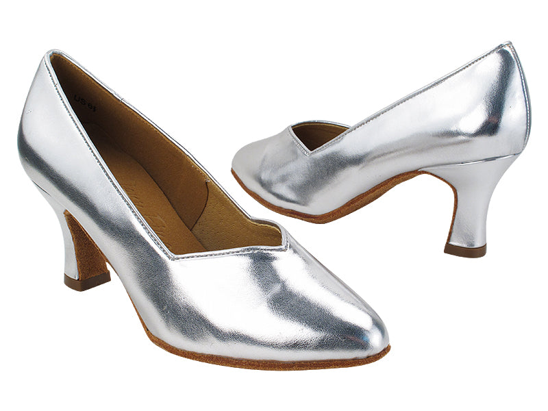 S9106 Silver Leather with 2.5" Spool Heel (PG) in the photo