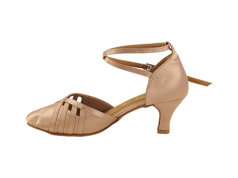 SERA3530 077 Beige Satin_077 Beige Satin Trim with 2.5" Heel (2040) in the photo