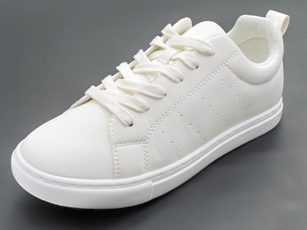 VFSN Breaker Lychee White with full-outsole in the photo