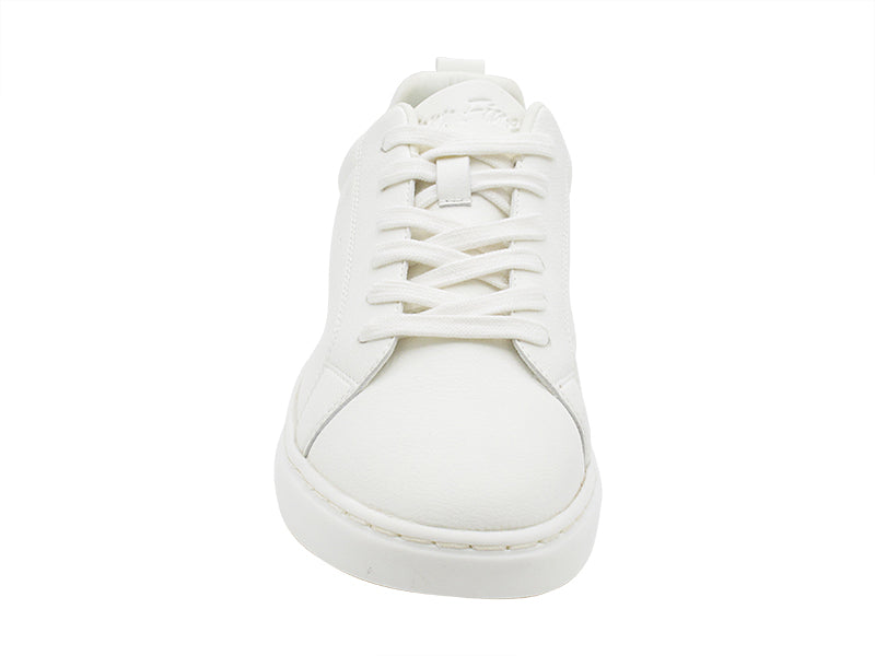 VFSN Breaker Lychee White with full-outsole in the photo