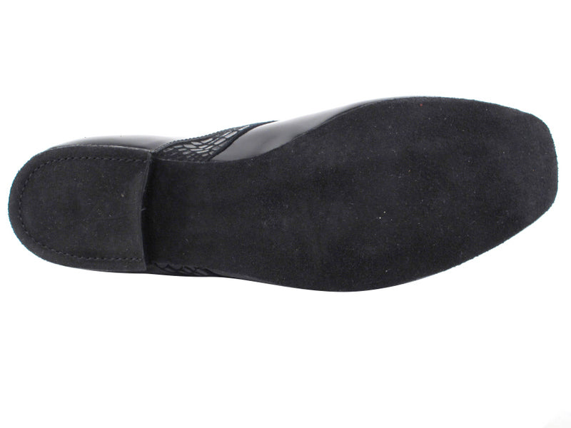 CD9001B Black Patent