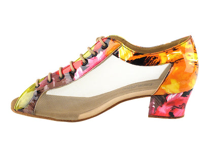 1643LEDSS Rainbow Flower with 1.5&quot; Medium Heel (2001) in the photo