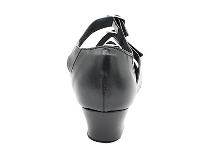1679 Black Leather with 1.5" Medium Heel in the photo