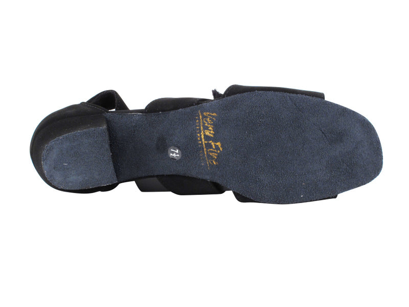 1679 Black Nubuck