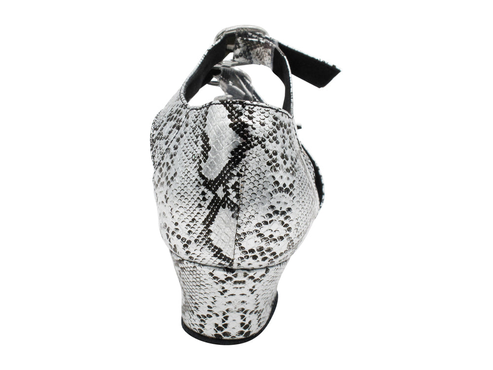 1679 Silver Snake with 1.5" Medium Heel in the photo