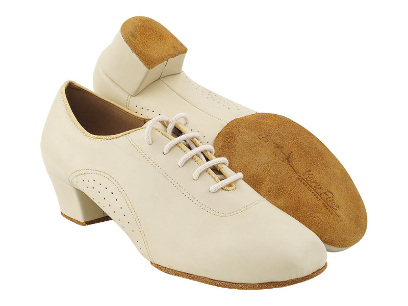 2003LEDSS-Split Beige Leather  with 1.5&quot; Heel (2001) in the photo