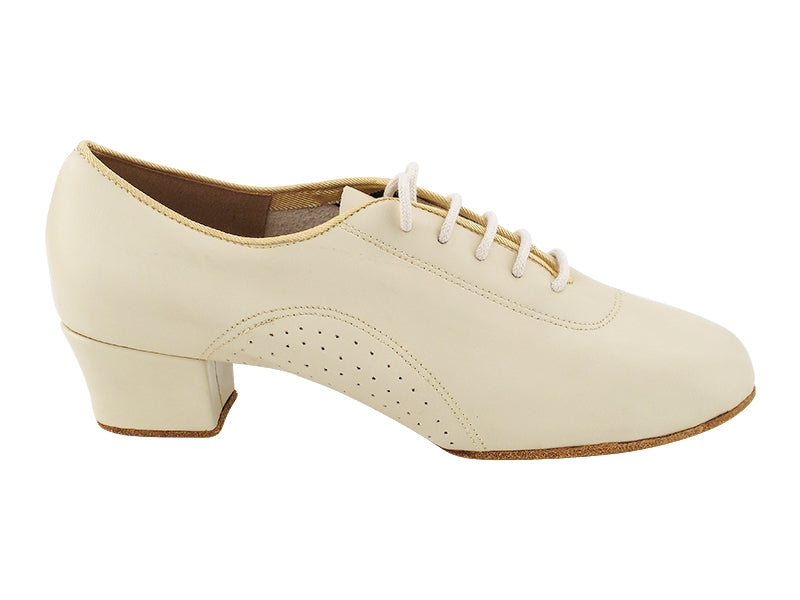 2003LEDSS-Split Beige Leather  with 1.5&quot; Heel (2001) in the photo