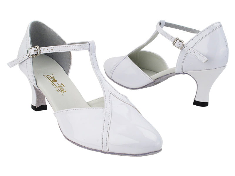 9625 210 White Patent_210 White Patent Trim with 2.5&quot; Heel (2899) in the photo