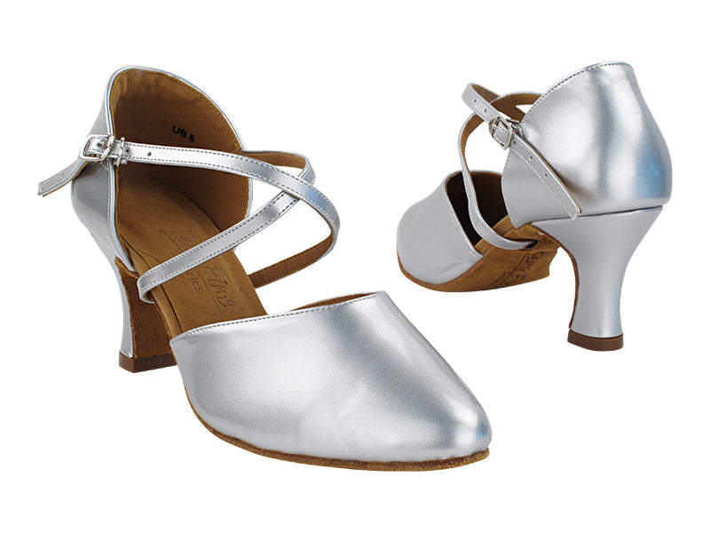 C9691 230 Pearl Silver Patent with 2.5&quot; Spool Heel (PG) in the photo