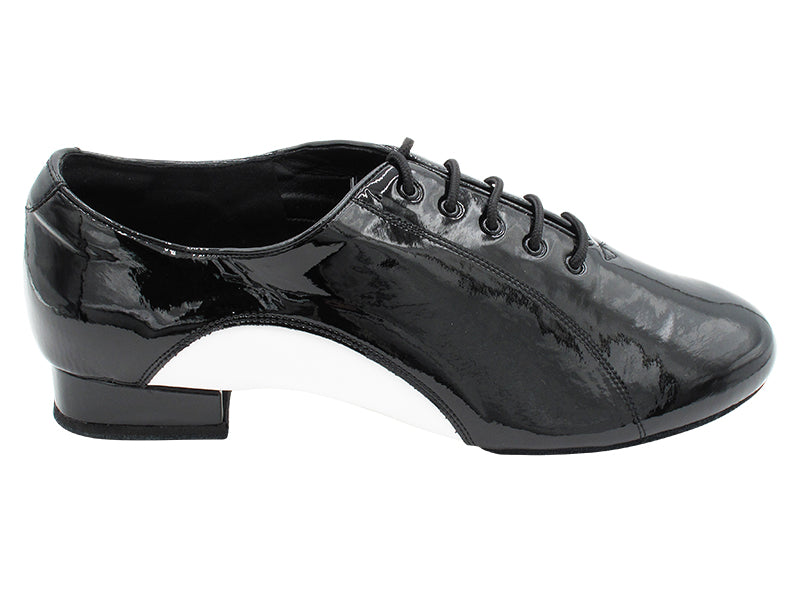 CD9317 Black Patent_T_White Leather Arch with 1&quot; Standard Heel in the photo