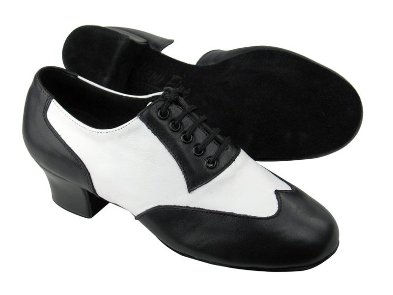 CM100101 Black Leather_F_B_White Leather_M with 1.5&quot; heel in the photo