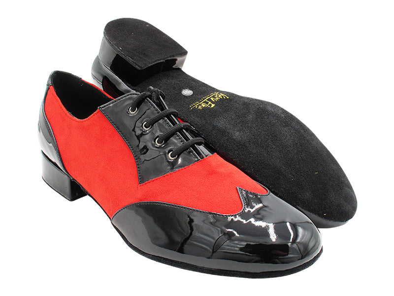 M100101 Black Patent_F_B_228 Red Velvet_M with 1&quot; Standard Heel in the photo