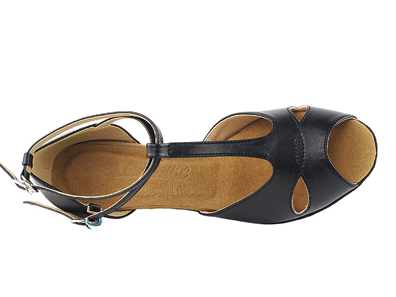 S2803 Black_Cuban Heel Vegan with 1.2" Cuban Heel in the photo