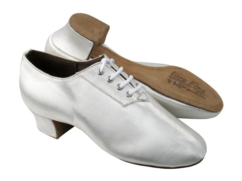 S420 BD13 White Satin with 1.5&quot; heel in the photo