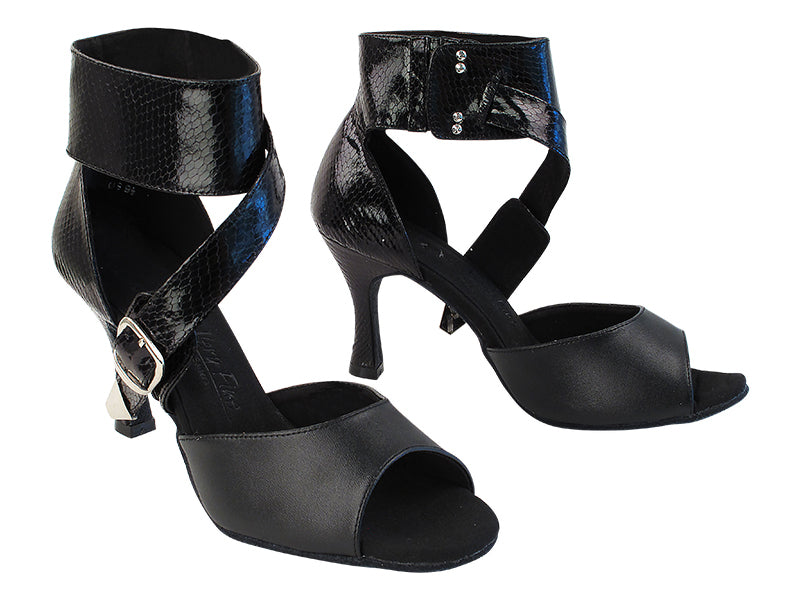 SERA7015 Black Leather_F_89 Snake Black_B with (5059) 3 inch Flare Heel in the photo