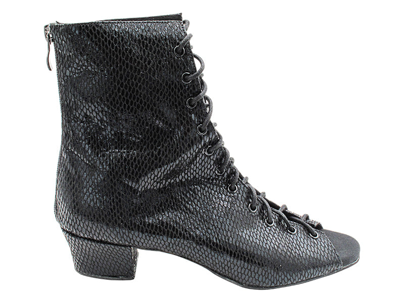 VFBoot Latin 3307 110 Snake Black with 1.5&quot; Heel (2001) in the photo
