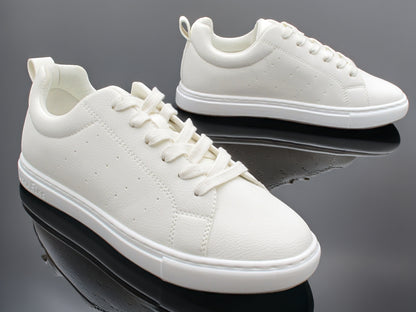 VFSN Breaker Lychee White with full-outsole in the photo