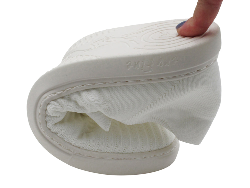 VFSN Casual White with full-outsole in the photo