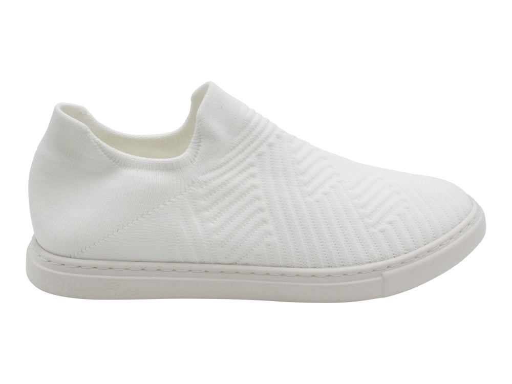 VFSN Casual White with full-outsole in the photo