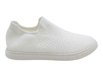 VFSN Casual White with full-outsole in the photo