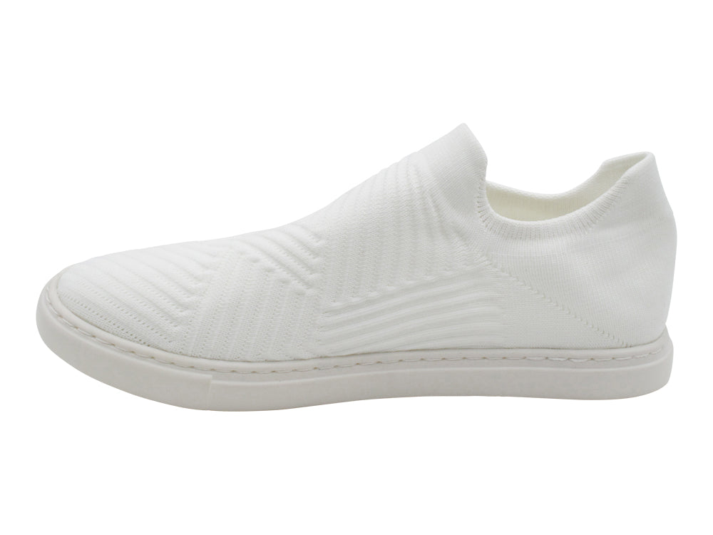 VFSN Casual White with full-outsole in the photo