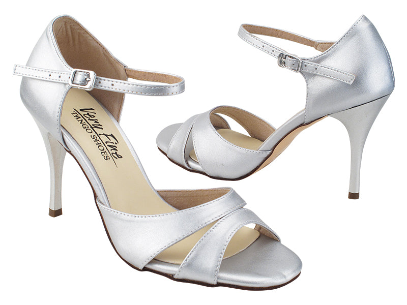 VFTango 008 Light Silver Leather