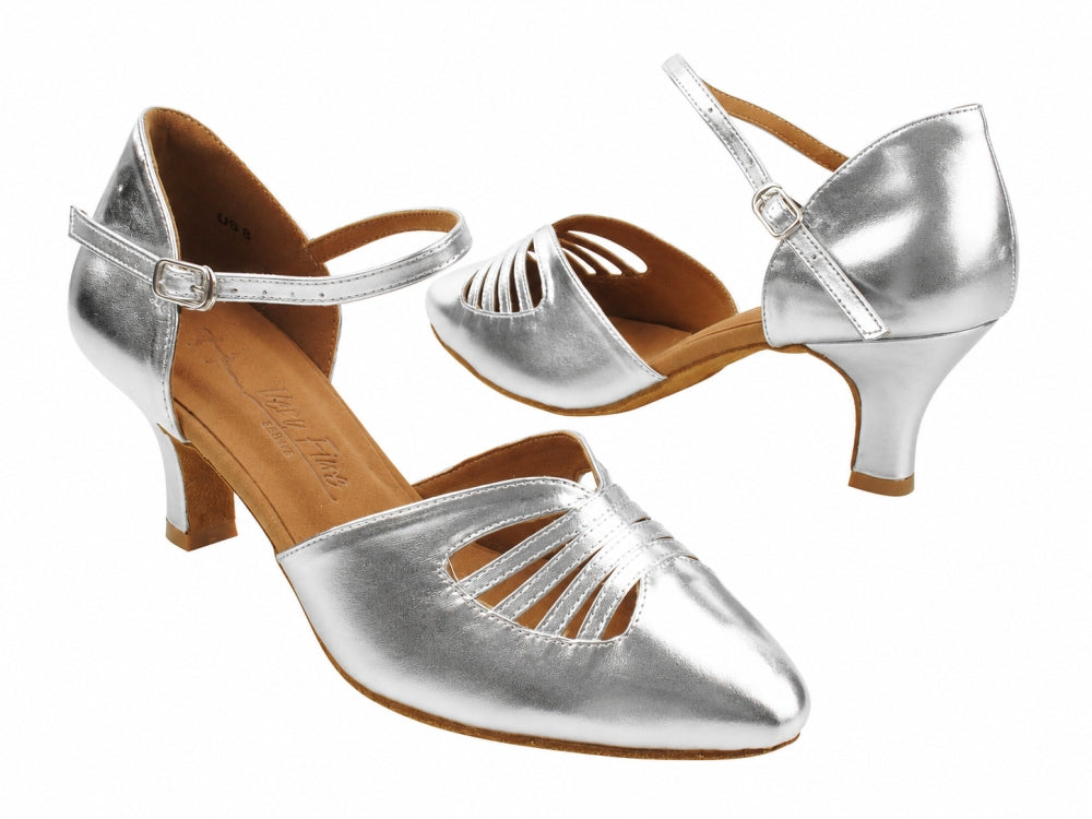 Sera3901 Shiny Silver Leather with 2.5" Heel (2040) in the photo