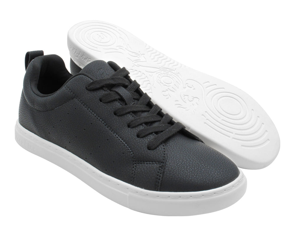 VFSN Breaker Lychee Black with full-outsole in the photo